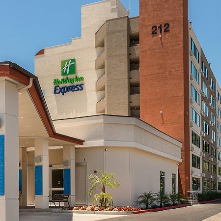 Holiday Inn Express Fullerton-Anaheim By Ihg Экстерьер фото
