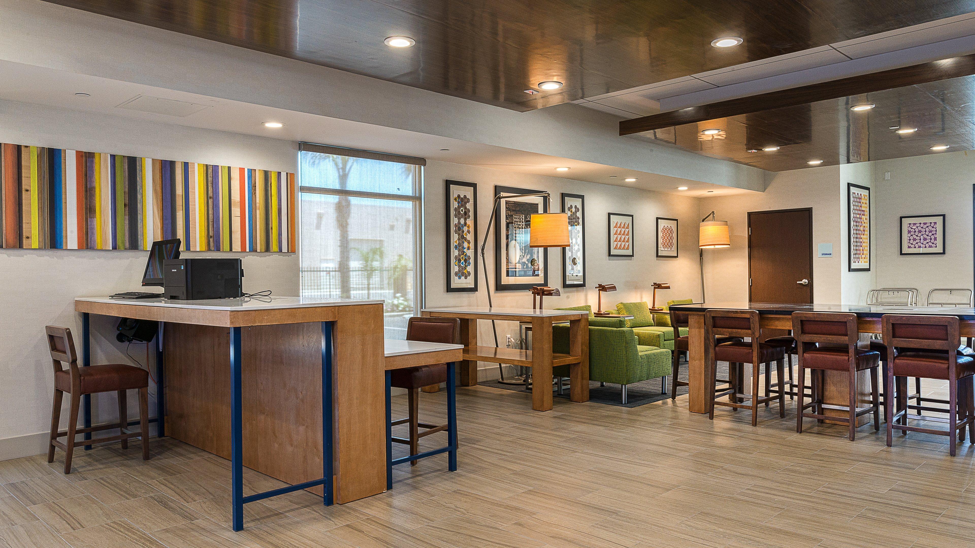 Holiday Inn Express Fullerton-Anaheim By Ihg Экстерьер фото
