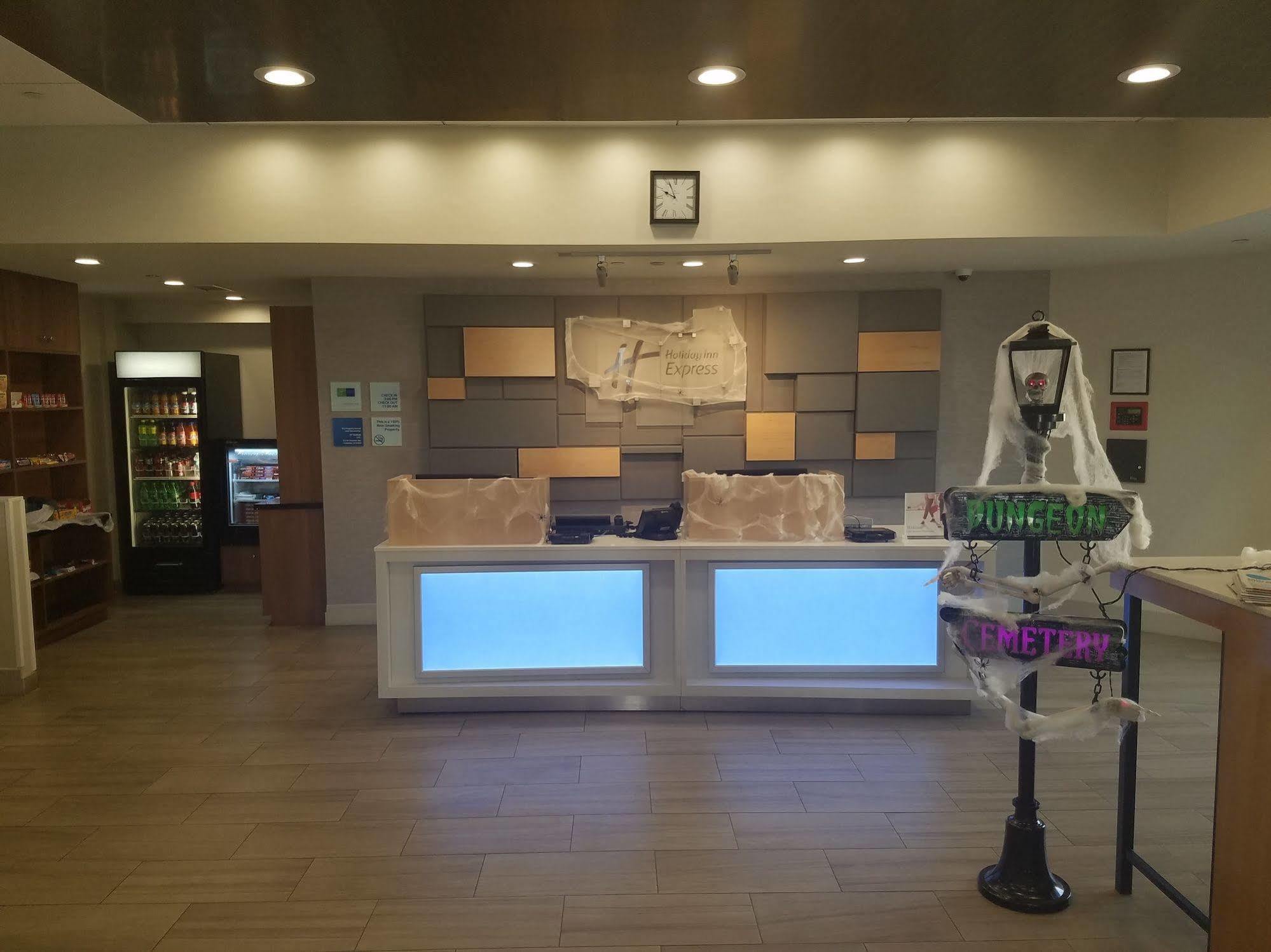 Holiday Inn Express Fullerton-Anaheim By Ihg Экстерьер фото
