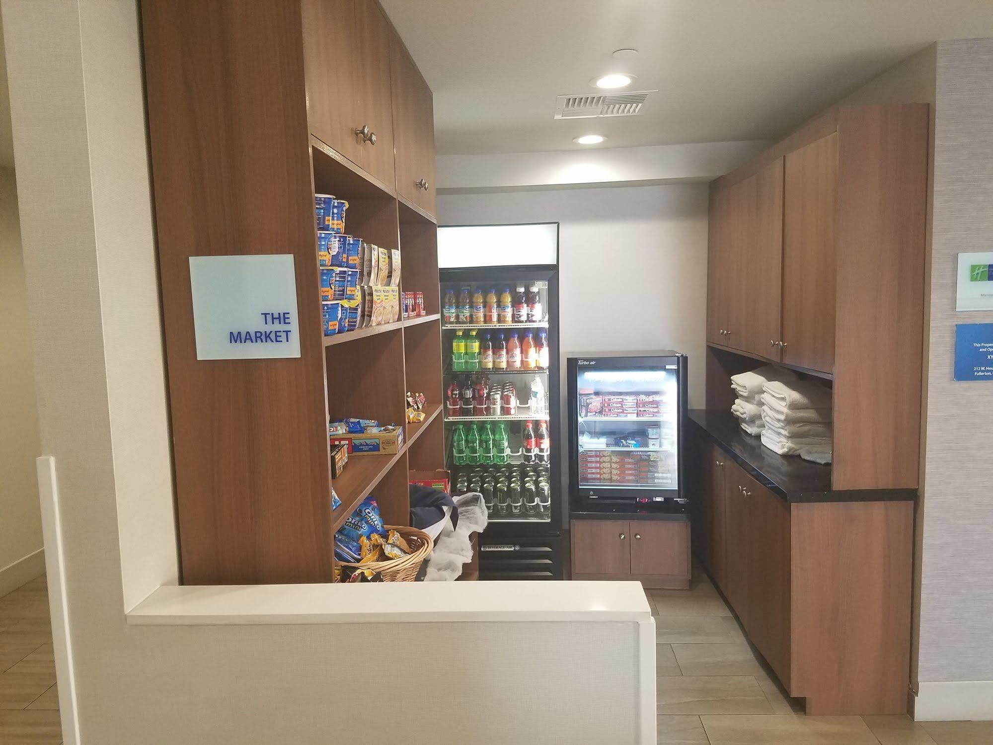 Holiday Inn Express Fullerton-Anaheim By Ihg Экстерьер фото