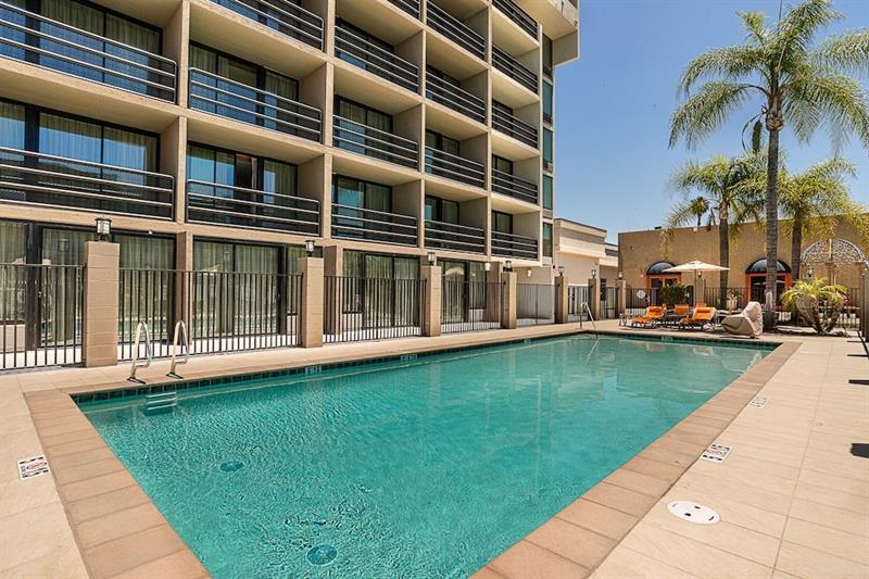 Holiday Inn Express Fullerton-Anaheim By Ihg Экстерьер фото